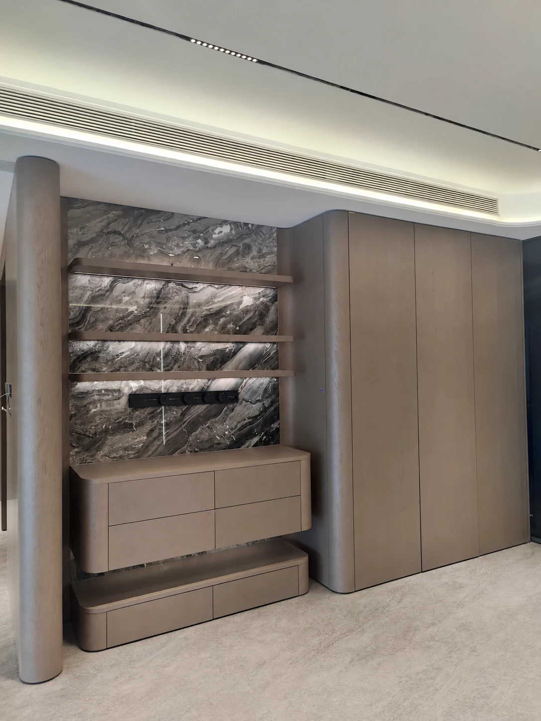 Custom display wall and stone effect